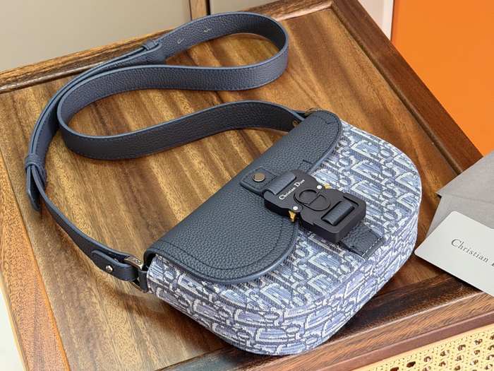 Dior Tote style 47 Navy 01A