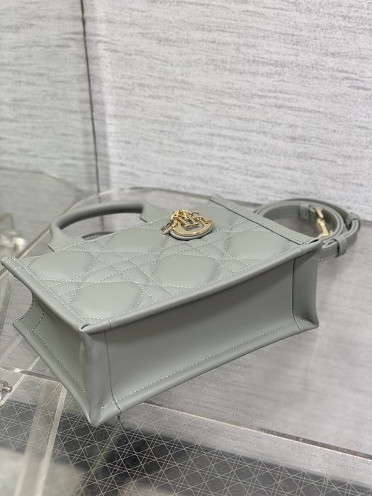 Dior Tote style 49 Grey 01A 2