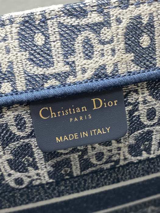 Dior Tote style 49 Navy 01A