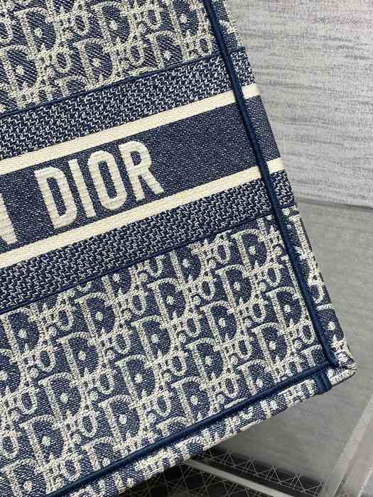 Dior Tote style 49 Navy 01A