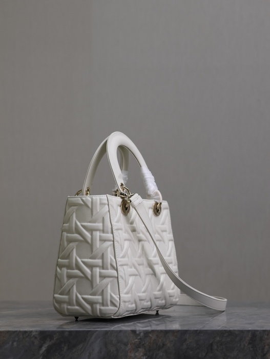 Dior Tote style 50 White 01A