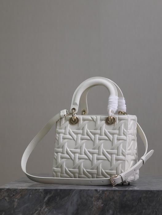 Dior Tote style 50 White 01A