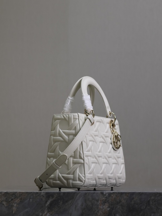 Dior Tote style 50 White 01A