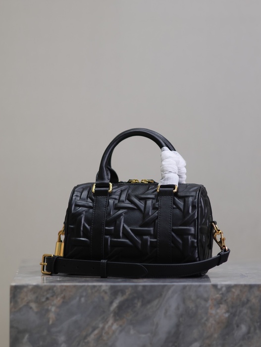 Dior Tote style 51 Black 01A 2