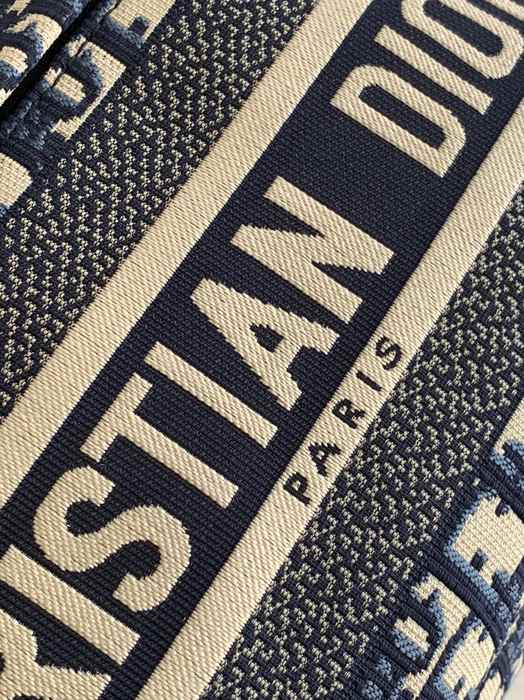 Dior Tote style 51 Navy 01A 2