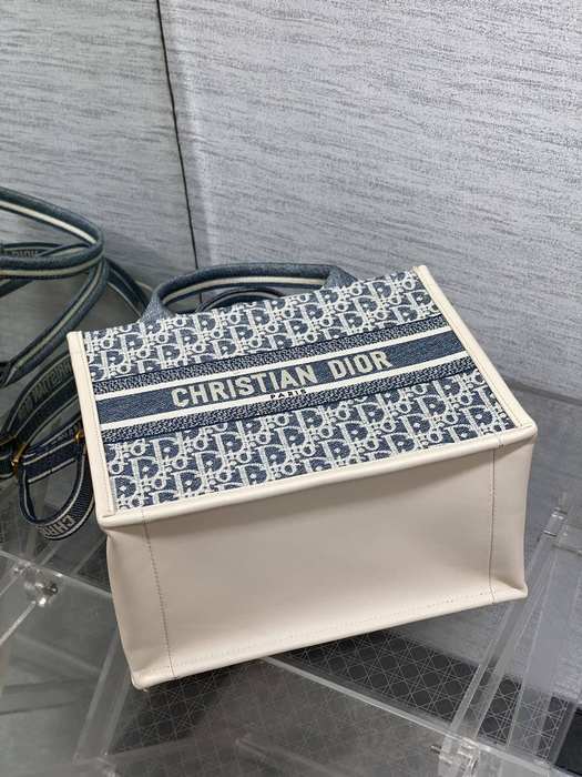 Dior Tote style 51 Navy 01A