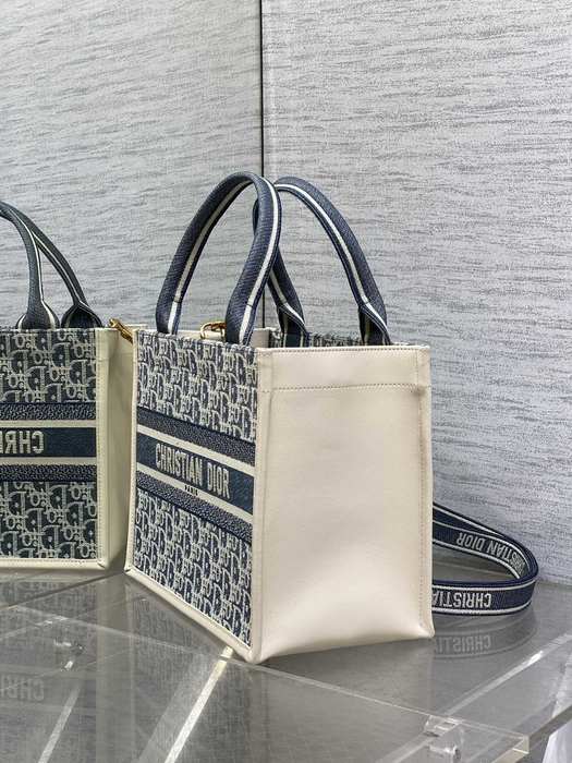 Dior Tote style 51 Navy 01A