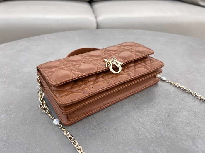 Dior Tote style 52 Brown 01A