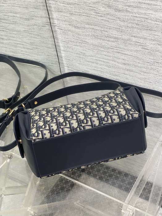 Dior Tote style 52 Navy 01A