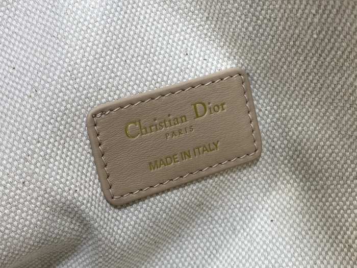 Dior Tote style 55 Beige 01A