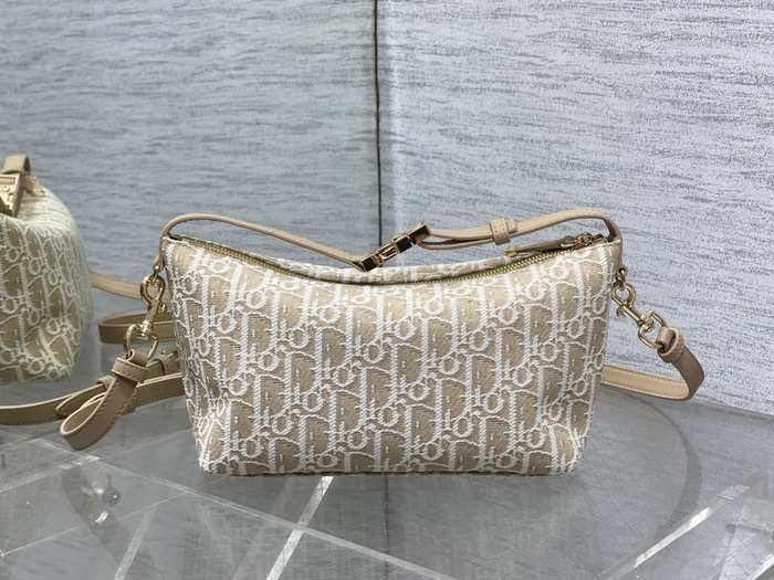 Dior Tote style 55 Beige 01A
