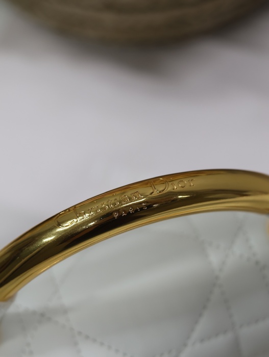 Dior Tote style 56 White 01A