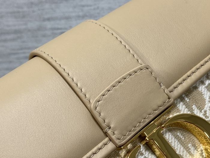 Dior Tote style 57 Beige 01A