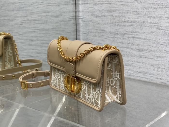 Dior Tote style 57 Beige 01A