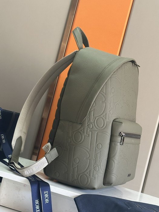 Dior Tote style 57 Green 01A