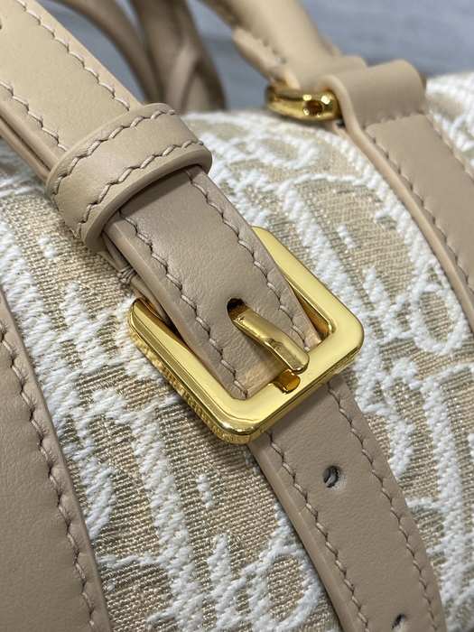 Dior Tote style 59 Beige 01A 2