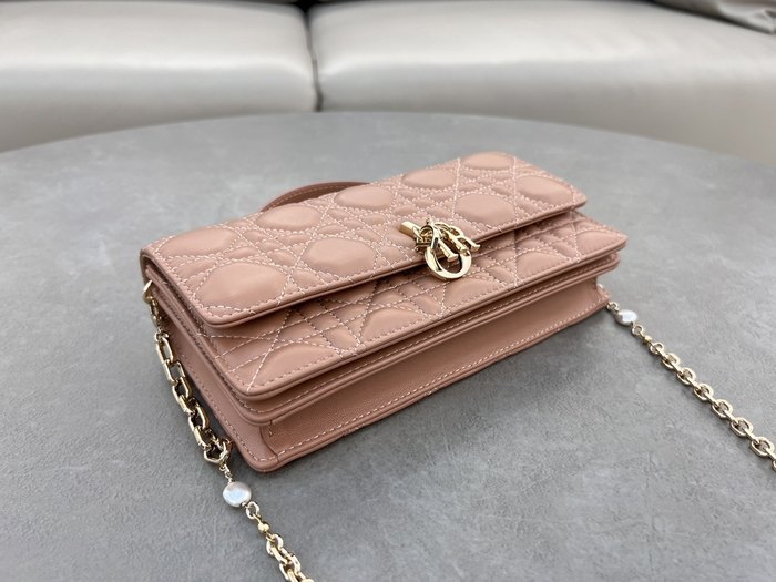 Dior Tote style 59 Beige 01A 3