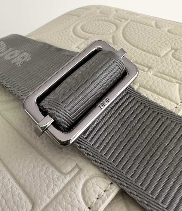 Dior Tote style 59 Beige 01A 4