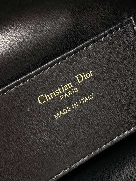 Dior Tote style 60 Black 01A