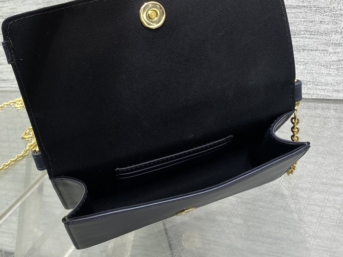 Dior Tote style 60 Navy 01A