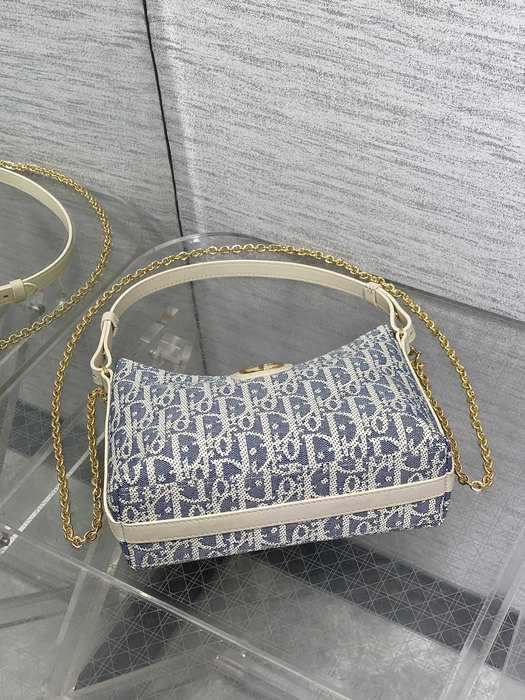 Dior Tote style 61 Navy 01A
