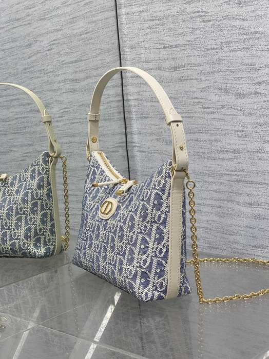 Dior Tote style 61 Navy 01A