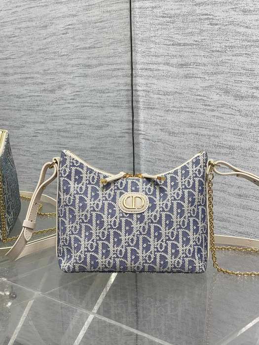 Dior Tote style 61 Navy 01A