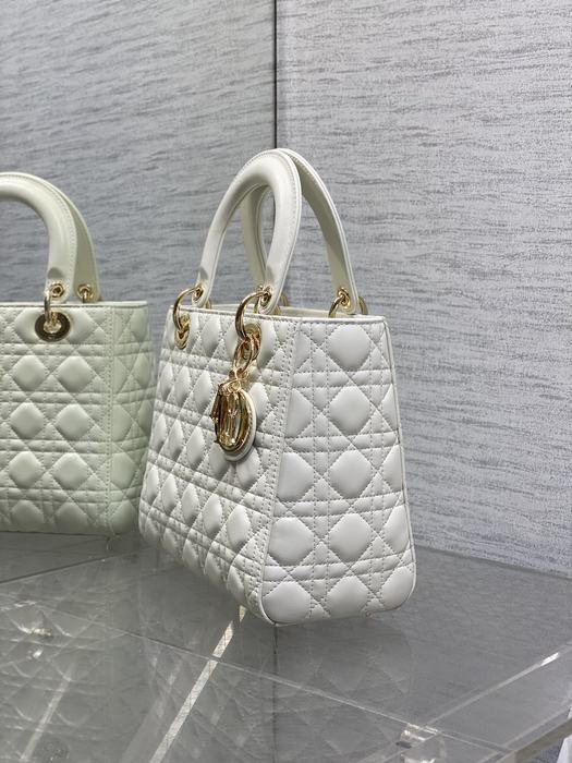 Dior Tote style 62 White 01A