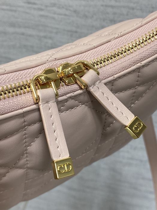 Dior Tote style 63 Beige 01A