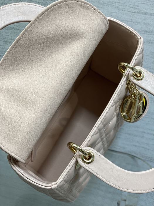 Dior Tote style 64 Beige 01A