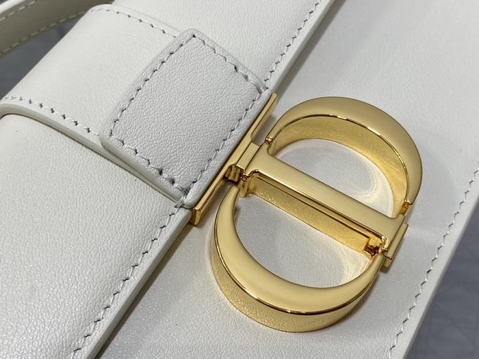 Dior Tote style 64 White 01A