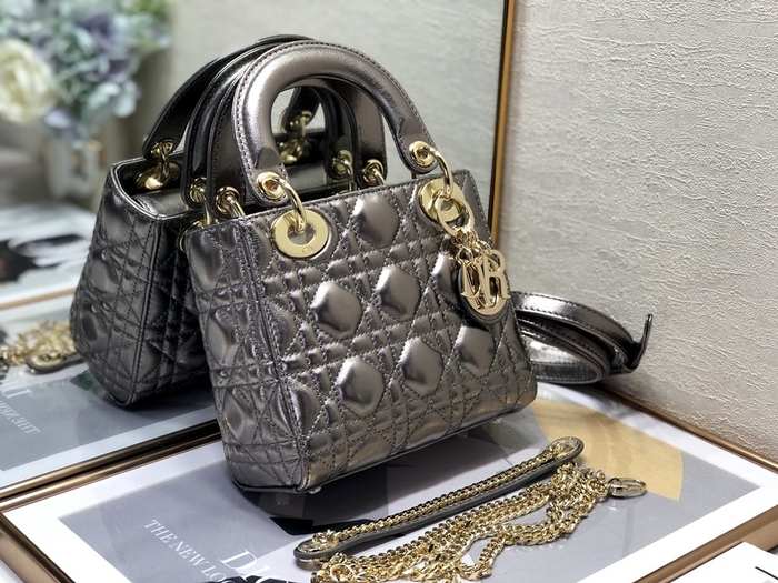 Dior Tote style 66 Grey 01A