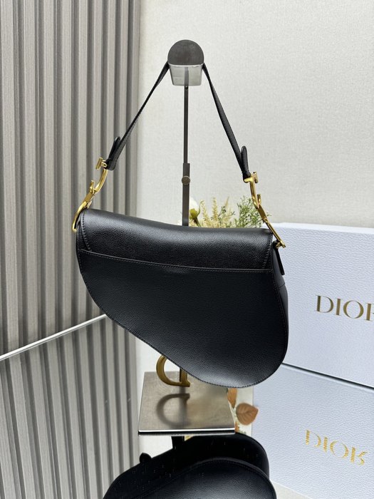 Dior Tote style 68 Black 01A 2