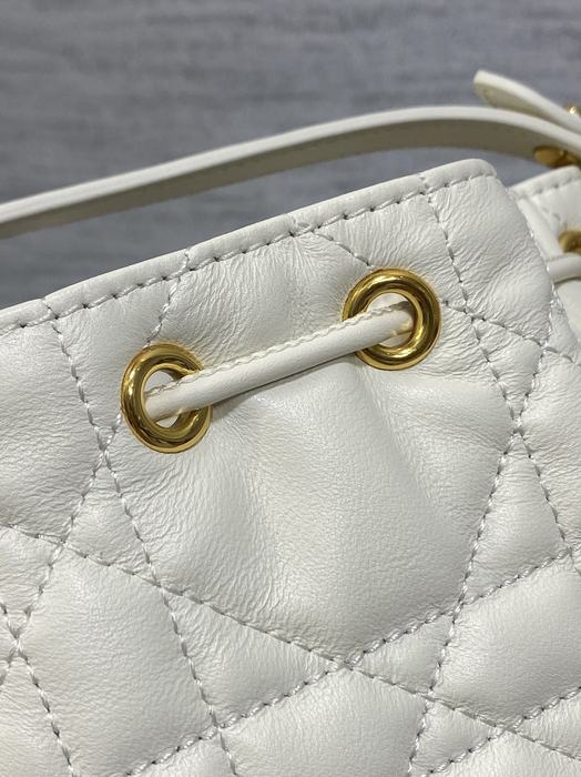 Dior Tote style 68 White 01A