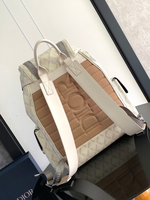Dior Tote style 69 Beige 01A 2
