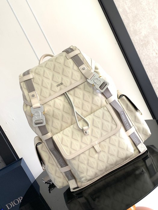 Dior Tote style 69 Beige 01A 2