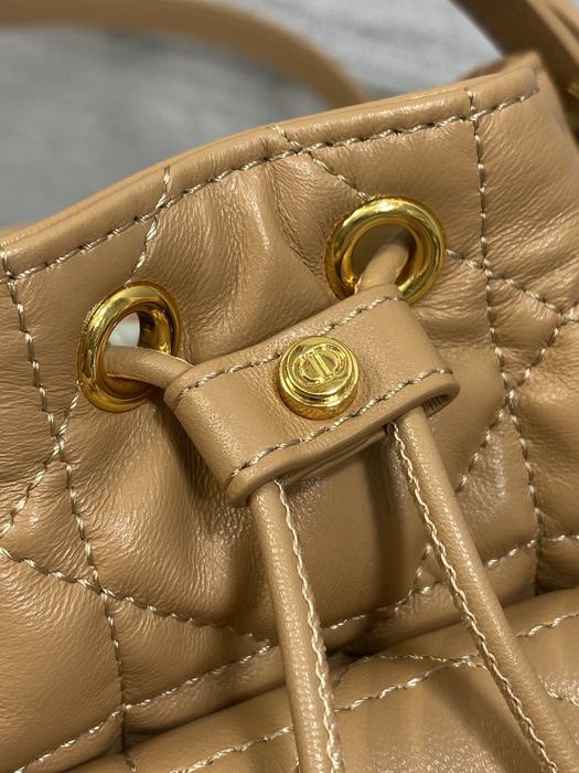 Dior Tote style 69 Beige 01A