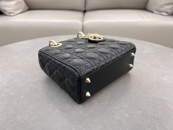 Dior Tote style 70 Black 01A