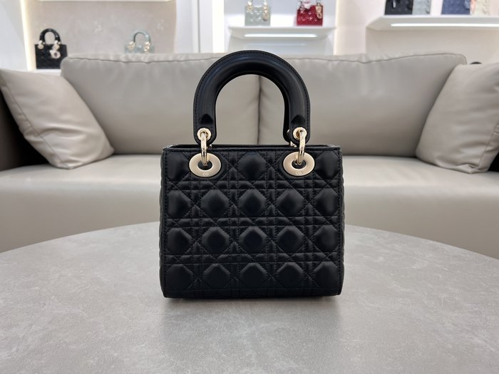 Dior Tote style 70 Black 01A