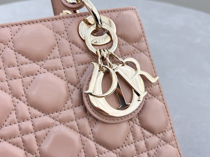 Dior Tote style 72 Beige 01A