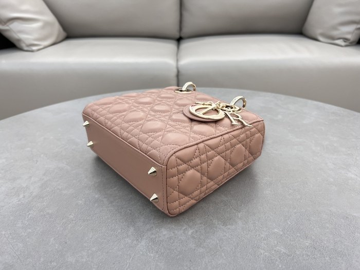 Dior Tote style 72 Beige 01A