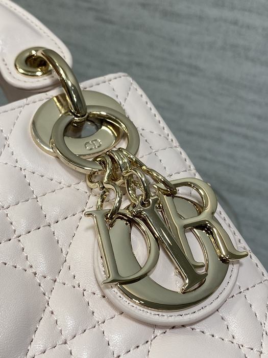 Dior Tote style 75 White 01A