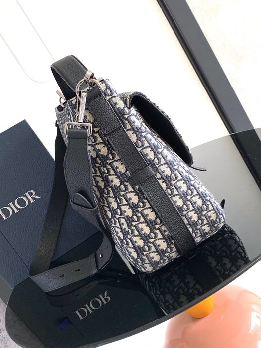 Dior Tote style 76 Grey 01A