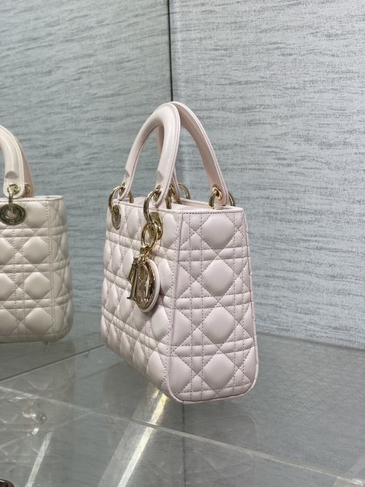 Dior Tote style 76 White 01A