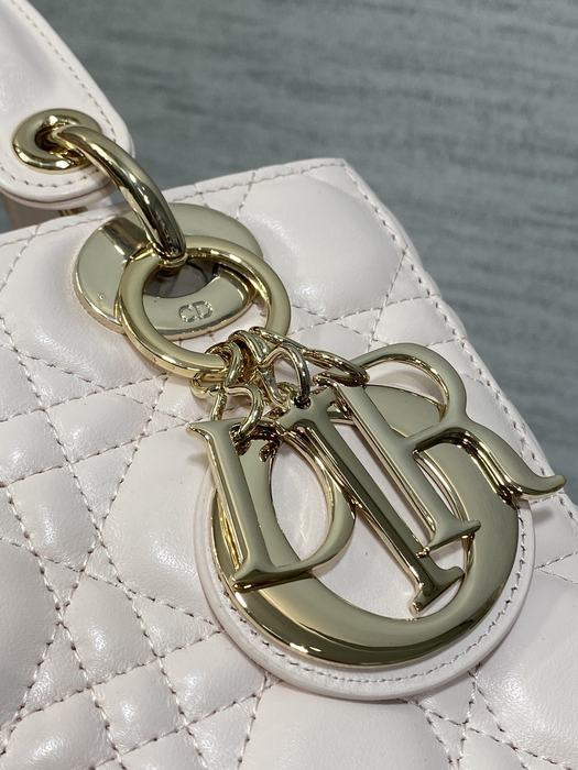 Dior Tote style 76 White 01A