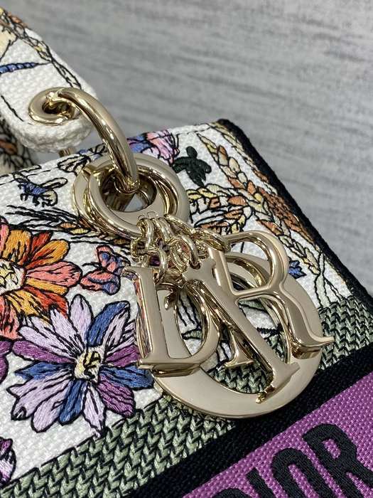 Dior Tote style 77 Beige 01A