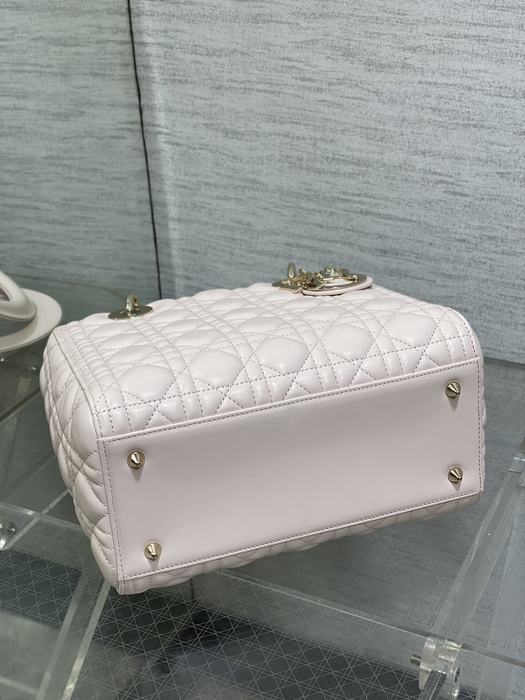 Dior Tote style 77 White 01A