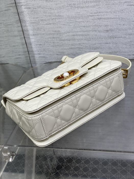 Dior Tote style 78 White 01A