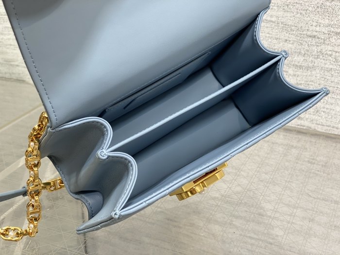 Dior Tote style 79 Blue 01A