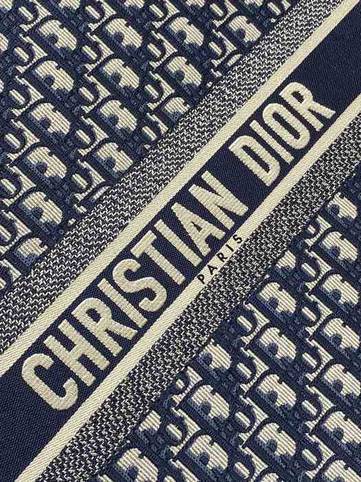 Dior Tote style 81 Navy 01A